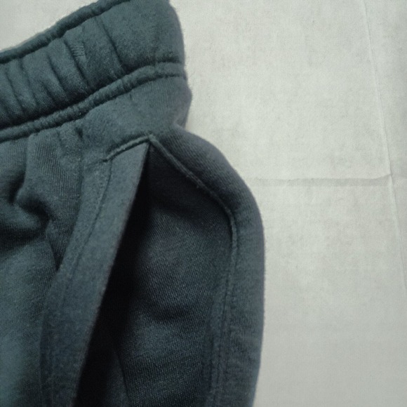 Nike Shorts - Picture 6 of 9